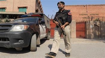 مقتل شخصين في هجوم على مركز للشرطة شمال غربي باكستان