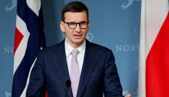رئيس وزراء بولندا يحذر من حدوث "انفجار" داخل الاتحاد الأوروبي