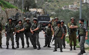 الاحتلال الإسرائيلي يعتقل 3 شبان من قلقيلية