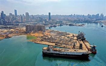 انهيار جزء جديد من صوامع الحبوب بميناء بيروت تزامنا مع إحياء الذكرى الثانية للانفجار