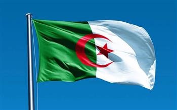 الجزائر تحتفل باليوم الوطني لجيشها الشعبي وتكرم عائلات شهداء الإرهاب