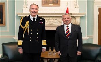 العاهل الأردني يلتقي رئيس أركان الدفاع البريطاني