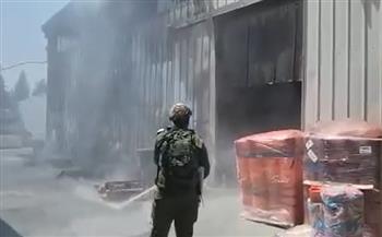 سقوط صاروخ في مصنع بمنطقة إشكول واندلاع حريق فيه