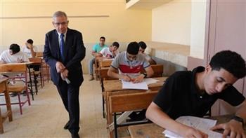 التعليم:  29 ألف طالب يؤدون امتحانات الدبلومات الفنية التحريرية "الدور الثاني"