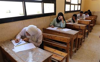 التعليم: 17 ألف طالب يؤدون امتحانات الدبلومات الفنية الدور الثاني