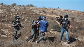 نقابة الصحفيين الفلسطينية: 66 انتهاكا للاحتلال بحق الصحفيين خلال يوليو الماضي
