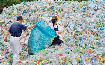 خبير تغيرات مناخية: لا بد من وجود استراتيجية عالمية لاحلال البلاستيك بمنتجات أخرى