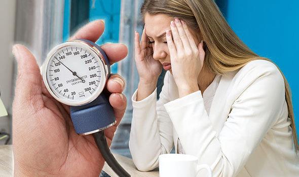 هكذا تعالج ضغطك المنخفض طبيعيًا وبسرعة