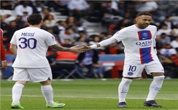 «نيمار» يقود باريس سان جيرمان للفوز على بريست في الدوري الفرنسي 