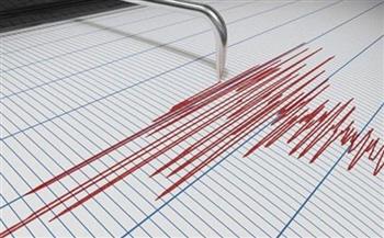 زلزال بقوة 6.2 درجة يتبعه هزات ارتدادية قوية بجزر "مينتاواي" غرب إندونيسيا
