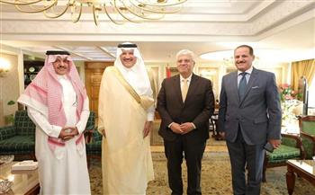 وزير التعليم العالي يبحث مع السفير السعودي بالقاهرة دعم التعاون العلمي بين البلدين 