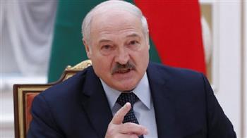 رئيس بيلاروسيا: توسيع طرق الحركة الجوية وتطوير صناعة الطيران مهمة استراتيجية