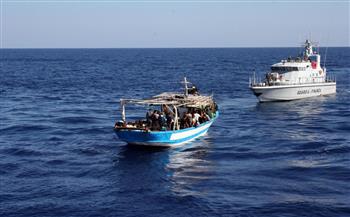  اعتراض قارب يحمل 69 مهاجراً قبالة سواحل سيراكوزا بإيطاليا