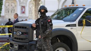 قوات حرس الحدود البرية التونسية توقف 32 مهاجرًا غير شرعي