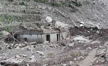 مصرع 14 شخصا وفقدان 10 أخرين جراء انهيار أرضي في نيبال