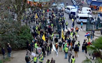 تظاهر "السترات الصفراء" في ثلاث مناطق بباريس