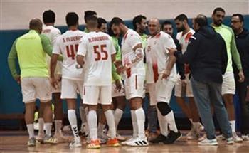 الزمالك يتقدم في الشوط الأول على الكويتي في كرة اليد