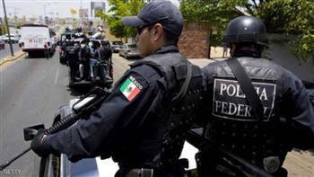 مقتل 4 أشخاص وإصابة آخرين إثر حادث إطلاق نار وسط المكسيك