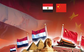 السفير المصري ببكين يهنئ جمهورية الصين الشعبية بالذكرى الـ73 لتأسيسها