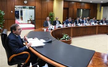 وزير البترول يجتمع مع وفد لجنة البترول والغاز بغرفة التجارة الامريكية