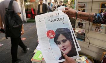 واشنطن تفرض عقوبات على شرطة الأخلاق الإيرانية بعد وفاة الشابة مهسا أميني