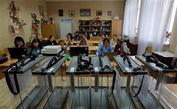 انطلاق استفتاءات الانضمام إلى روسيا في 4 مناطق أوكرانية