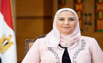 وزيرة التضامن ومحافظ القاهرة يشهدان تجهيز 400 عروسة باحتفالية «أفراحنا» 