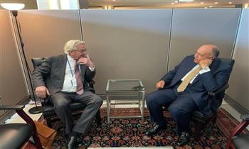 وزير الخارجية يبحث مع المنسق الأممي تطورات الأوضاع في فلسطين