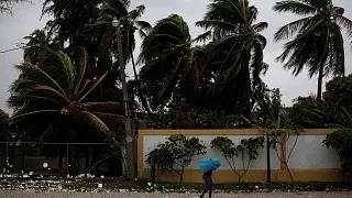 الإعصار "فيونا" يقترب من الساحل الشرقي لكندا