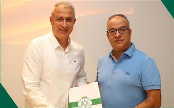الرجاء المغربي يتعاقد مع مدرب منتخب تونس السابق رسميا