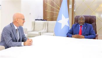 رئيس مجلس الشعب الصومالي يلتقي مسؤوليين أمميين