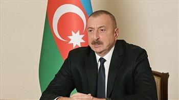 الرئيس الأذري يبحث هاتفيا مع نظيره الفرنسي التوترات الحدودية مع أرمينيا