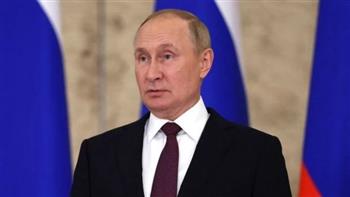 بوتين : الدول الغربية تحاول إطلاق سيناريوهات لتأجيج الصراعات في بلدان رابطة الدول المستقلة