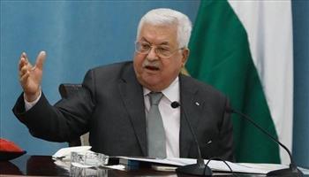 رئيس فلسطين يعقد اجتماعا مع قادة الأجهزة الأمنية والمحافظين