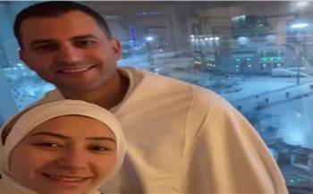 هشام ربيع يؤدى العمرة مع زوجته الأولى ضرة بوسي!    