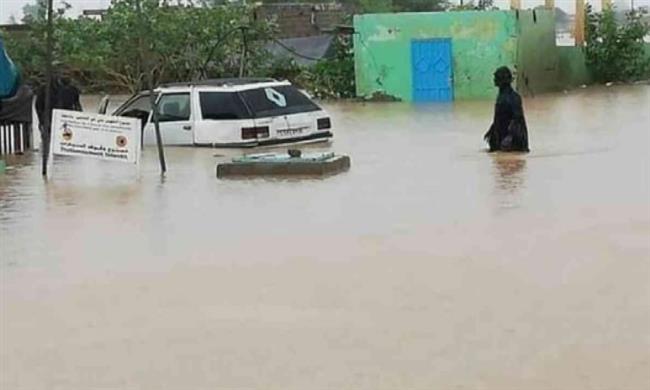 الإمارات تقدم موادا غذائية للمتأثرين من السيول في موريتانيا