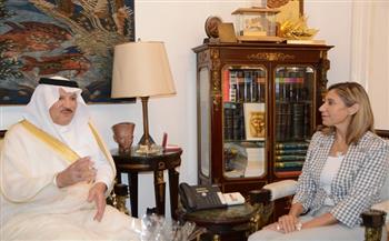 وزيرة الثقافة تلتقي سفير السعودية بالقاهرة لبحث تكثيف التعاون 