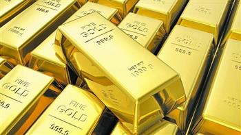 أسعار الذهب تنخفض مع ارتفاع الدولار وعوائد السندات