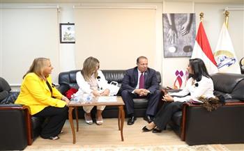 رئيس «القومي للمرأة» تستقبل وفد نادي روتاري مصر 