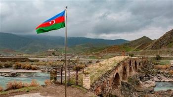 وزارة الدفاع الأرمينية : الجيش الأذري يطلق النار على المواقع الأرمينية على الحدود