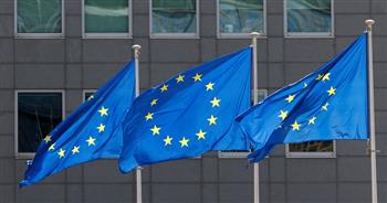 المفوضية الأوروبية: لا يجوز أن يملك الروس وصولاً سهلاً للاتحاد الأوروبي