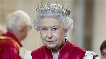 بايدن يوجه بتنكيس الأعلام في الولايات المتحدة حدادا على وفاة الملكة إليزابيث الثانية