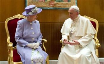 بابا الفاتيكان يعبر عن "بالغ حزنه" لوفاة الملكة إليزابيث الثانية