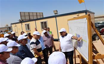 وزير الإسكان يتفقد مشروعات مياه الشرب والصرف الصحي بشرم الشيخ 
