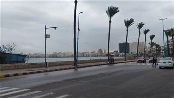 أمطار متوسطة على الإسكندرية مع استمرار حركة الملاحة
