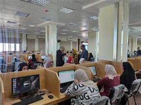 رئيس جامعة أسوان يشيد بتجربة الامتحانات الإلكترونية