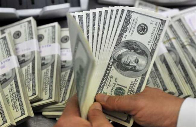 وصل لـ29 جنيها.. سعر الدولار مقابل الجنيه في 7 بنوك