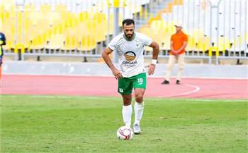 مروان حمدي يهدر  هدفا للمصري أمام الأهلي
