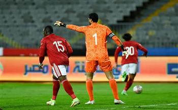 حسين الشحات يهدر انفرادا في مباراة الأهلي والمصري
