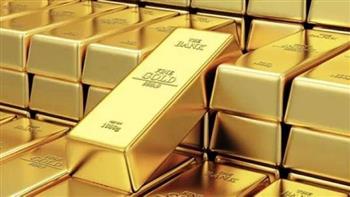 الذهب يرتفع بأكثر من 1 بالمئة بدعم انخفاض الدولار والتفاؤل ببيانات التضخم الأمريكية